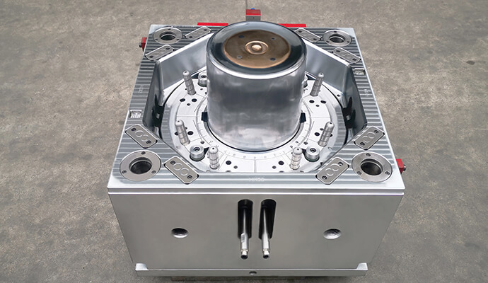 72-cav-preform-mold