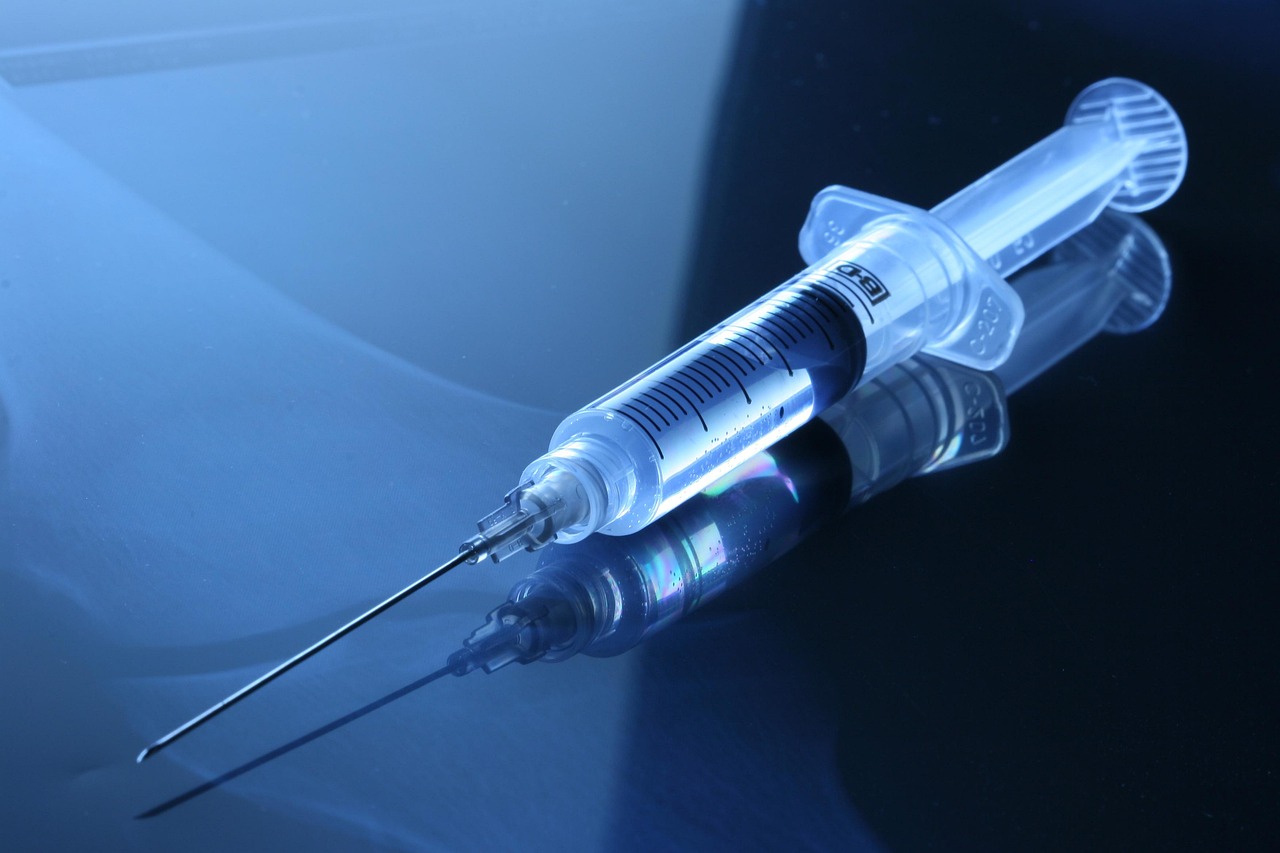 Syringes Injection Molding Machine|High Cleanliness